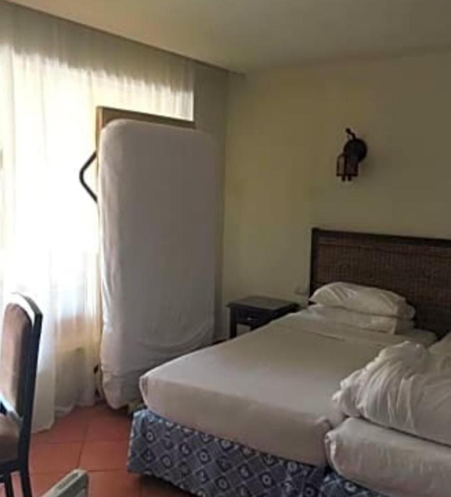 Sheraton Plaza Hideaway *